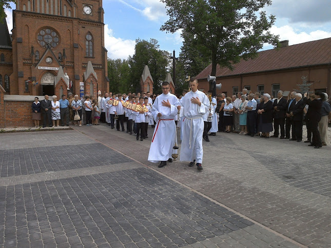 RADZYŃ - Kościół - Pomnik św. Jana Pawła II w Komarówce Podlaskiej